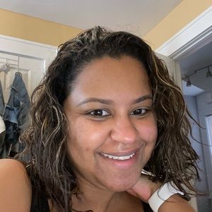 Meet your Posher, Luz